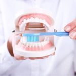 インプラントの治療中に具合が悪くなったらどうすればいいですか?